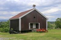 Prestegården hadde et romslig stabbur. Foto: Leif-Harald Ruud (2023).