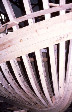 Notøybuen spantinga framme.jpg