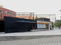 Nydalen T-banestasjon, som åpna i 2003. Foto: Stig Rune Pedersen (2013)