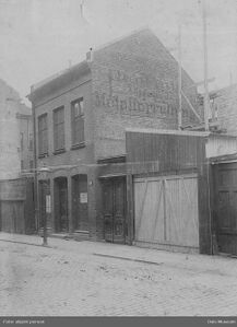 Nr. 3: Kontor og lager for jern-, metaller- og stålgrossistfirma Ole Paus. Foto: Oslo Museum (1890-1900).