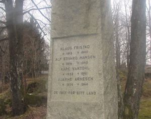 Nykirke kirke minnesmerke.jpg