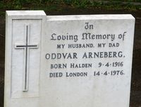 Eksempel på gravminne på den norske seksjonen av Greenwich Cemetery; Oddvar Arneberg. Foto: Stig Rune Pedersen (2019)