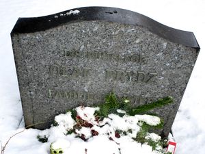 Olaf Prydz familiegravsted Oslo.jpg