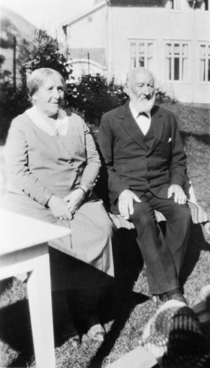 Olaus og Brita Dahle.jpg