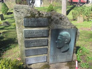 Olav Ringdal jr gravminne.jpg