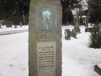 129. Ole Andreas Øverland gravminne.jpg