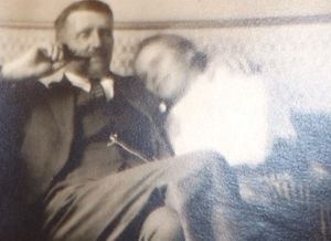 Ole og Christine i 1920.jpg