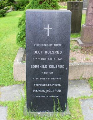 Oluf Kolsrud gravminne Oslo.jpg