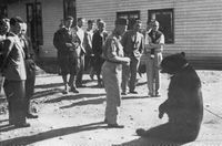 Oberst Ole Reistad hadde trent med «Funny» i Canada - her er det "oppstilling" på Bardufoss.