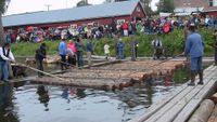 Sopping (bunting) av tømmer under Fløterdagen ved Fetsund Lenser 14.08.2011.
