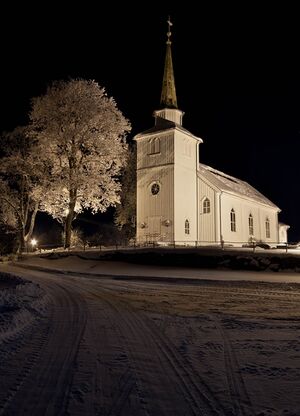Os Kirke (Østfold).jpg