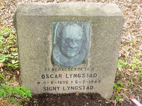 199. Oscar Lyngstad gravminne.jpg
