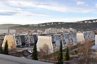 Selvåg-blokker ved Stovner senter. Foto: Roy Olsen (2017).