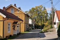 Tverrvei 2 - «Blommegata»