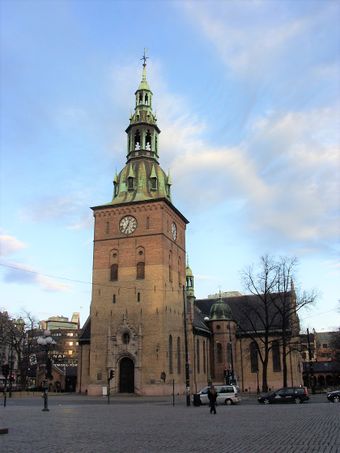 Oslo domkirke 2005.jpg