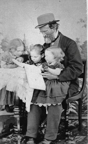 OstgaardNR m barn.jpg