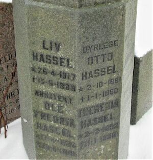 Otto Hassel gravminne.jpg