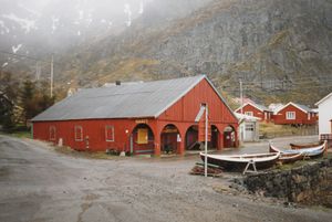 Ou1994 Moskenes Fiskevaersmuseet Naust.jpg