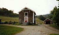 307. Ou1996 Valseybotn Larsstua stabbur.jpg