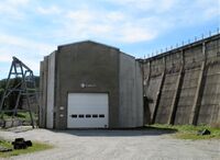 Pålsbu kraftverk utnytter fallet mellom Pålsbudammen og Tunhovddammen, de to magasinene til Nore I. Kraftverket ligger like ved Pålsbudammen. Foto: Stig Rune Pedersen (2021)