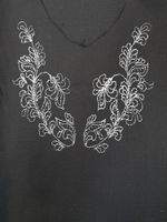 Påteikning etter gamalt liv til bunad frå Vest-Telemark, foran.