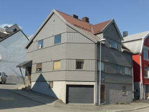 Parkgata 24 ed2016.JPG