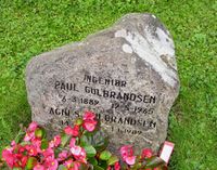 63. Paul Gulbrandsen (1889-1965) gravminne.jpg