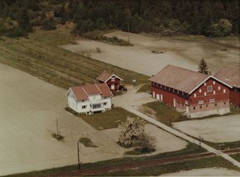 Paule gård, Fiskum - WF471.jpg