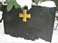 Gravminnet til kirkekunstneren Per Vigeland. Foto: Stig Rune Pedersen