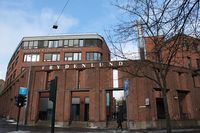 Høgskolen i Oslo og Akershus bruker nå flere av de gamle bryggeribygningene. Foto: Chris Nyborg (2013).