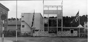 Portalen til messeområdet 1957.jpg