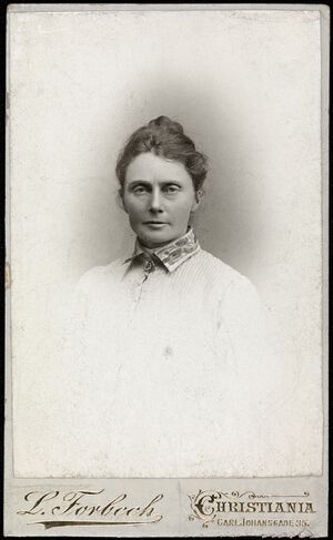 Portrett av Anna Rogstad.jpg