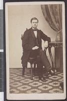 59. Portrett av uidentifisert, ung mann - no-nb digifoto 20151117 00075 bldsa CDV03092AF.jpg