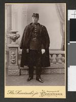 68. Portrett av uidentifisert, ung mann i uniform - no-nb digifoto 20151202 00023 blds 07756.jpg