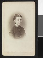 5. Portrett av uidentifisert kvinne - no-nb digifoto 20140326 00213 bldsa FA1500.jpg