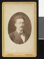 246. Portrett av uidentifisert mann - no-nb digifoto 20140326 00074 bldsa FA1474.jpg