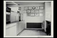 Postkontoret i Strømsveien 82 i Strømmen. Publikumsområdet. Fotokilde Digitalt Museum.