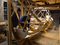 Pramkurset i båtbua til K. Christensen på Hammeråker. Foto: Heidi Thöni Sletten