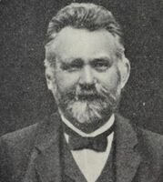 Martin Fredrik Seip var sogneprest i Rollag 1897-1916. Foto: Ukjent, fra boka Rollag og Veggli herreds historie, Stærnes 1914.