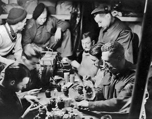 Priming grenades.jpg