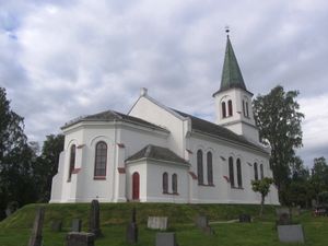 Råholt kirke 2012.jpg