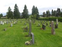 4. Råholt kirkegård 2012.jpg