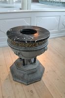 Døpefont fra 1916. Foto: Chris Nyborg (2014).