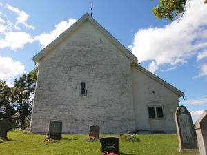 Røyken kirke 02.JPG