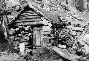 Røynevarden, Rogaland - Riksantikvaren-T247 01 0044.jpg