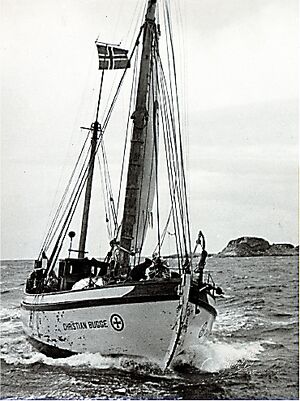 RS 41 Christian Bugge mot havn.jpg