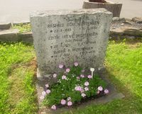Statsråd Rasmus Olai Mortensens gravminne på Asker kirkegård. Foto: Stig Rune Pedersen