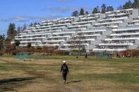 Terrassehus i Ravnkroken. Foto: Leif-Harald Ruud (2020)
