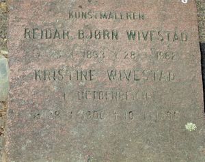 Reidar Bjørn Wivestad gravminne.jpg