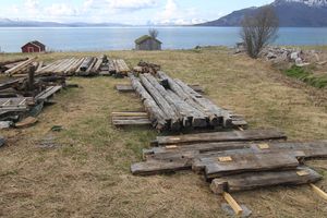 Restaurering smia på Renså material.jpg